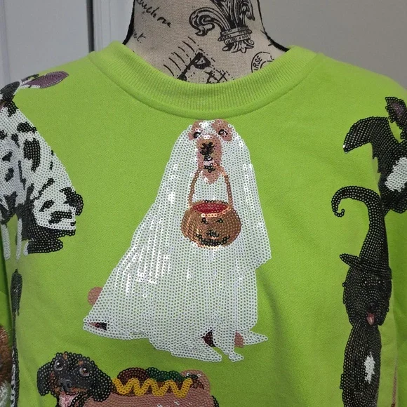 Queen of Sparkles Limited Edition Halloween Dogs Lime Green Sweatshirt Small - Picture 2 of 12